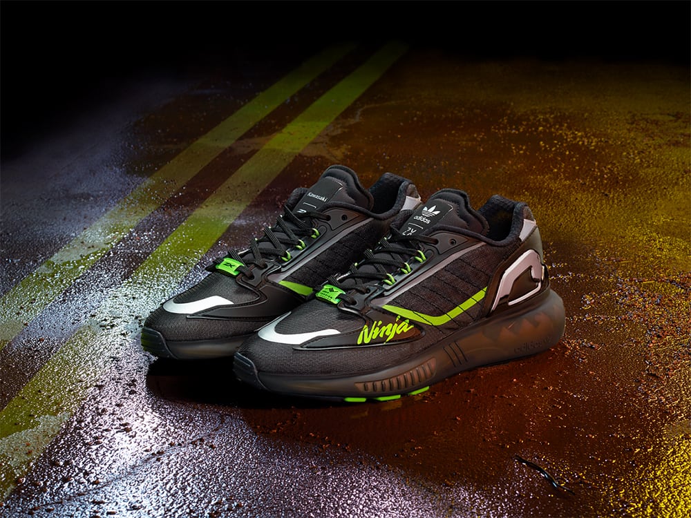 カワサキ×アディダス! 初のコラボレーションスニーカー「KAWASAKI ZX