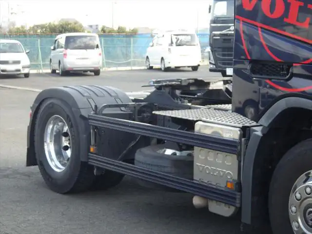 ボルボ トラック 大型 トラクター トレーラーセット の中古トラック