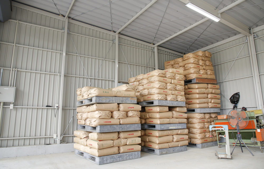 KN-062 広スペースハウス／HHK-4040 | ガレージ・倉庫・農業用倉庫なら