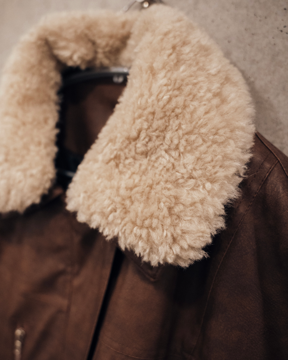 ボア襟ブラウンレザージャケット – Kalodiy