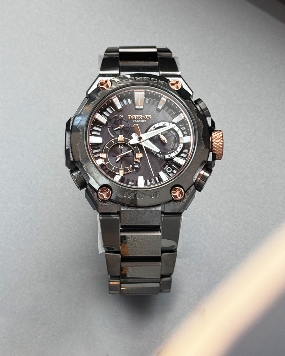 G-SHOCK 世界800本限定】 日本刀「重力丸・燦」をモチーフにしたMR-G