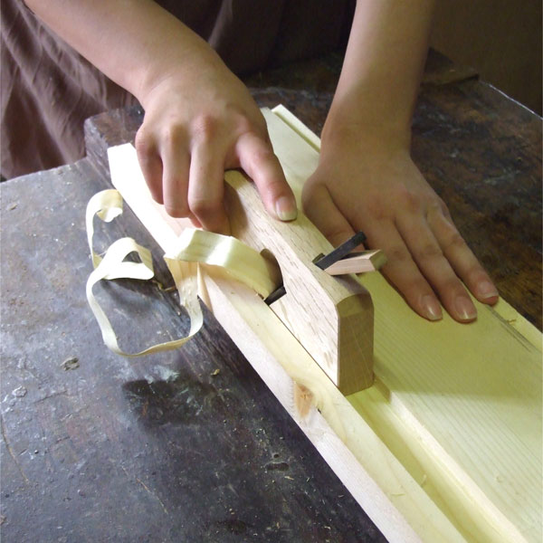 櫛型作里 18mm 包春作 | 鉋や寸八