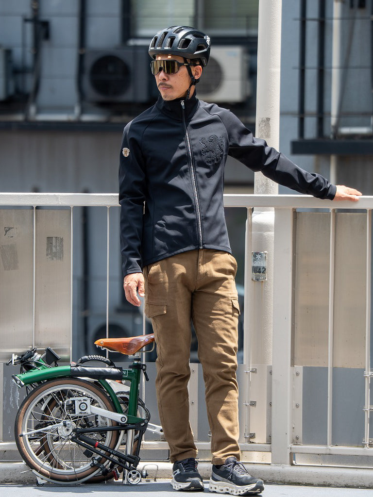 ライオンエンブレム付き防風ジャケット – カペルミュール公式ショップ