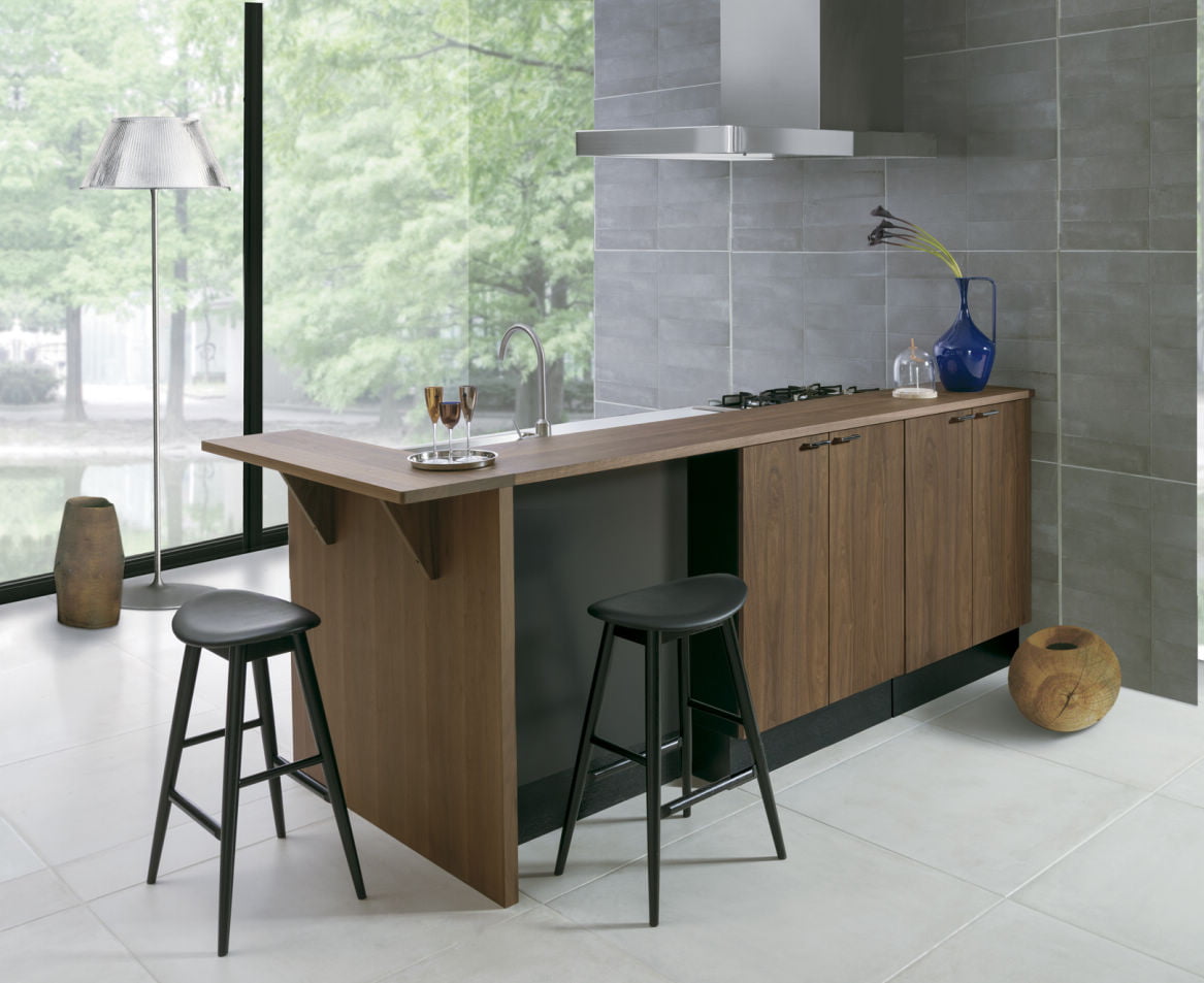 ハイスツール (張座) - 国産無垢家具は飛騨高山発の家具メーカー KASHIWA