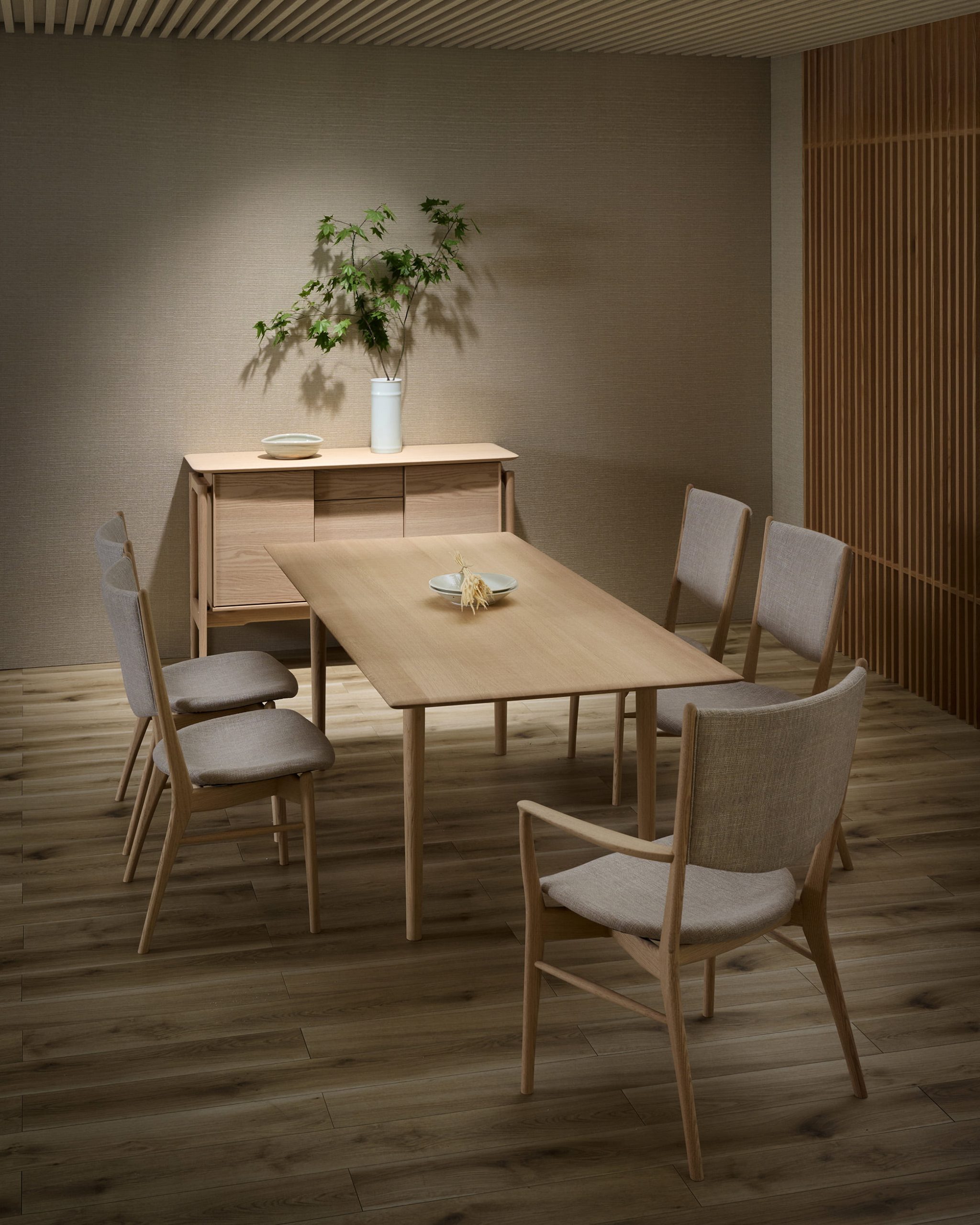 サイドチェア - 国産無垢家具は飛騨高山発の家具メーカー KASHIWA