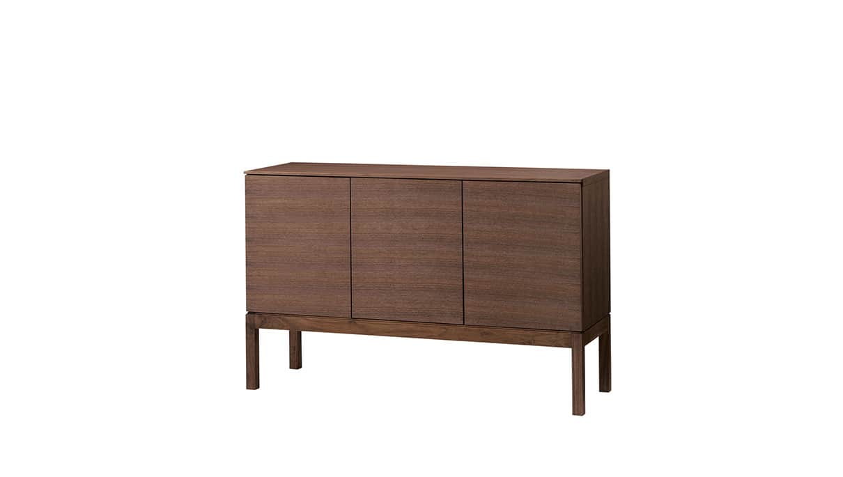 ローボード (3枚扉) - 国産無垢家具は飛騨高山発の家具メーカー KASHIWA