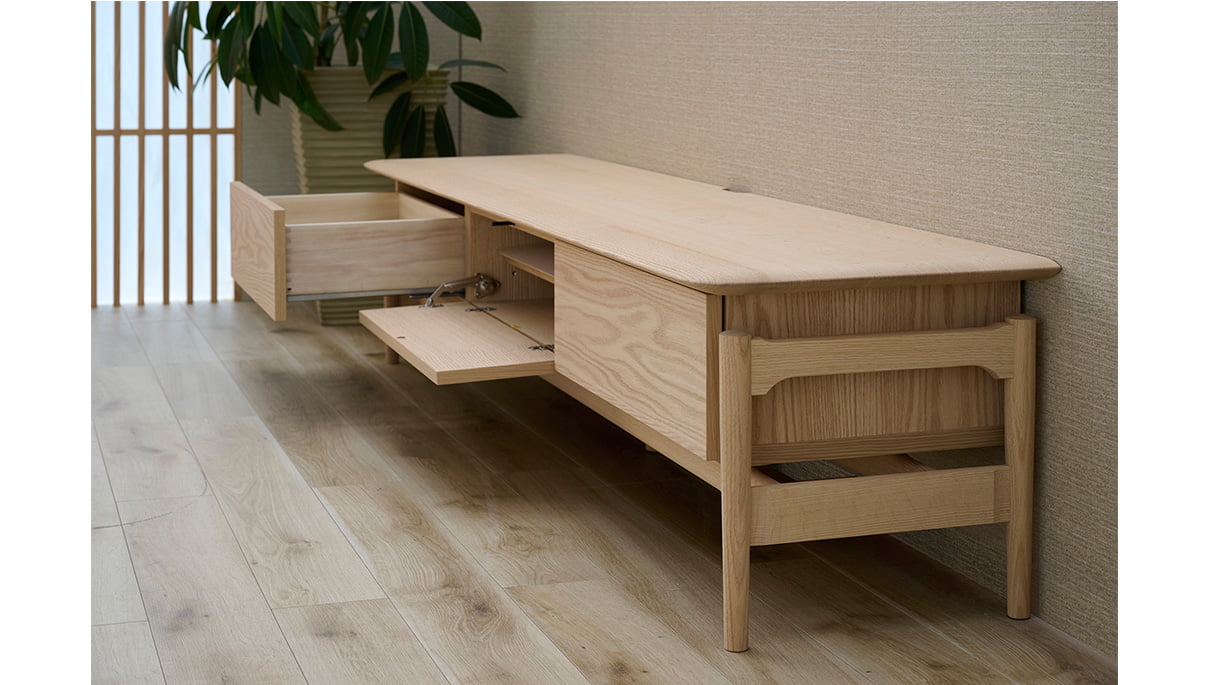 TVボード - 国産無垢家具は飛騨高山発の家具メーカー KASHIWA