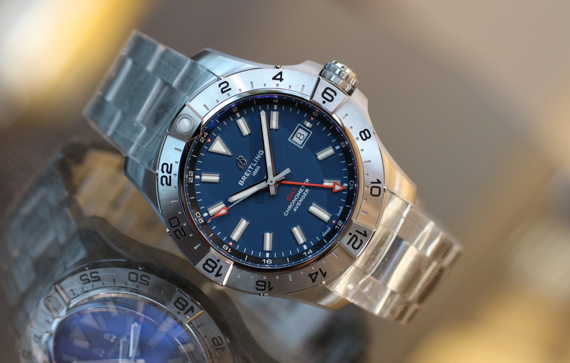 ブライトリング】アベンジャーシリーズの新作が入荷してまいりました