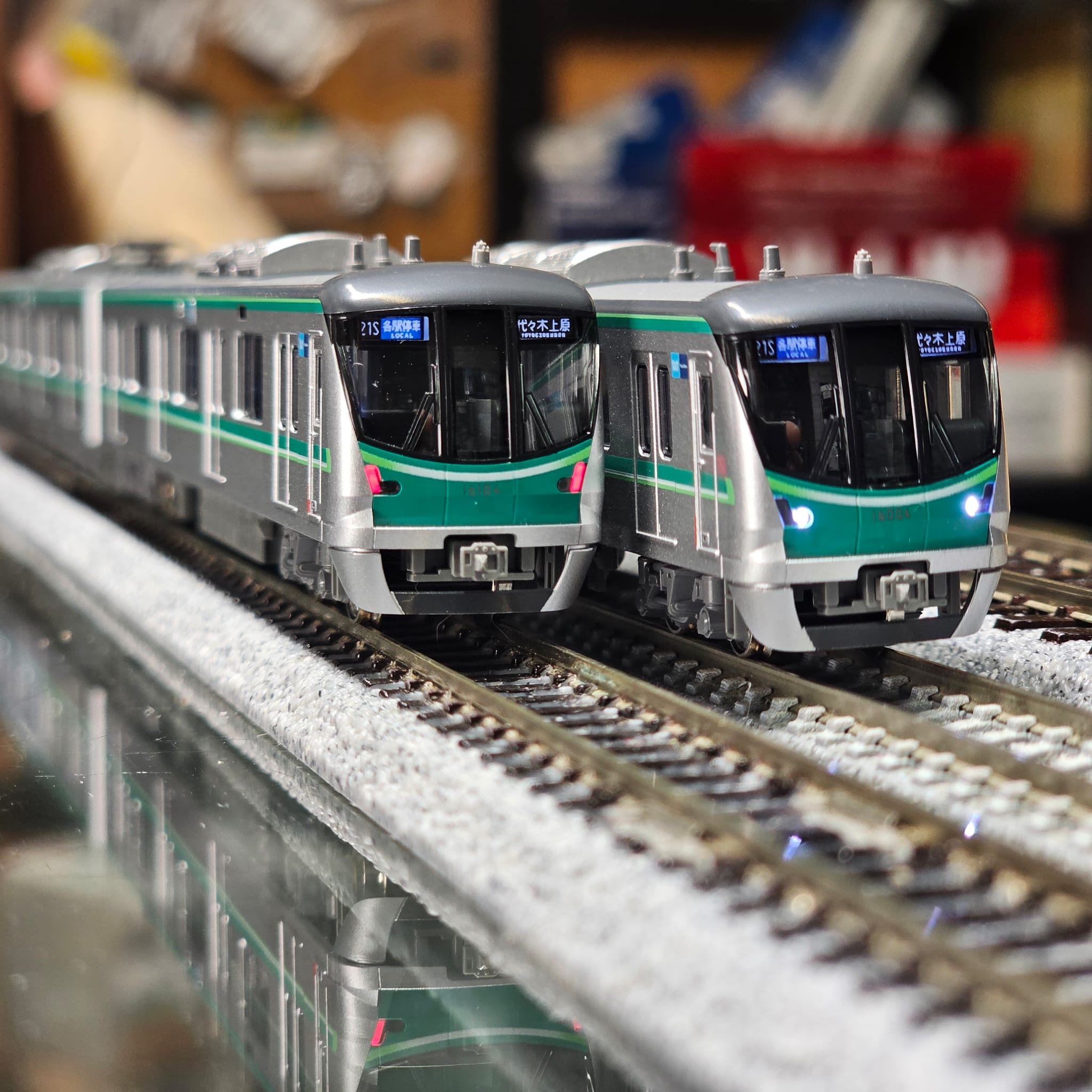 KATO 10-2003+10-2004 東京メトロ千代田線16000系(1次車) 6両基本+4両