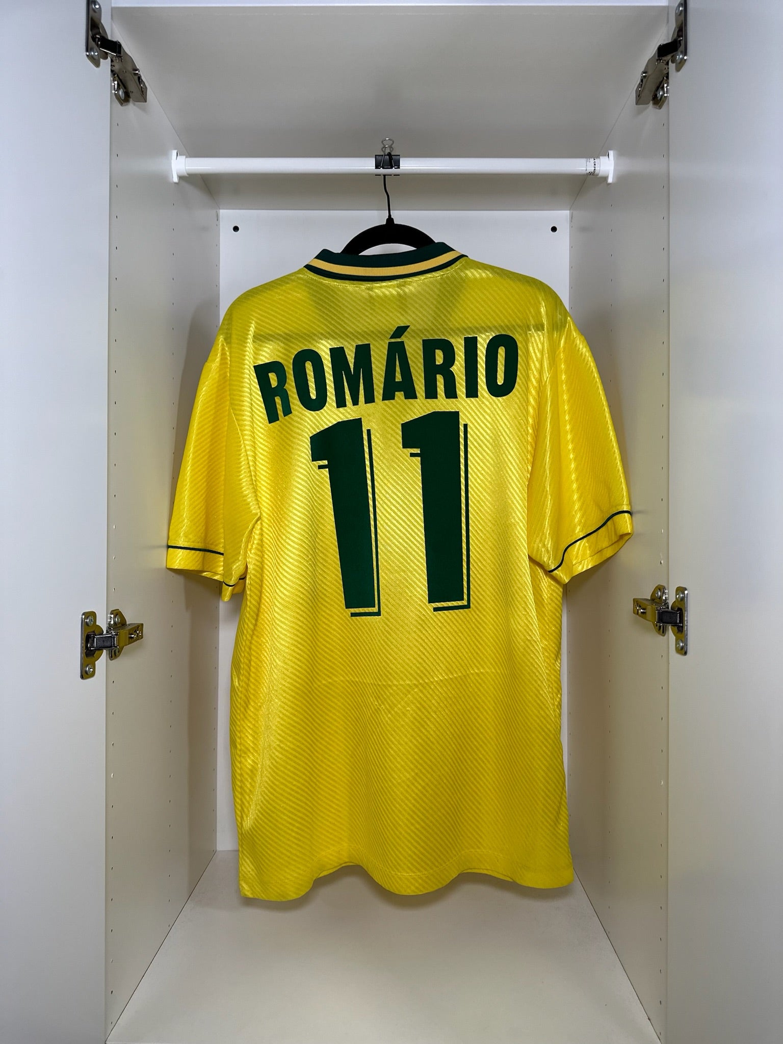 Brazil Romario #11 - Umbro - 1995/1996 - HOME Kit – Kit Collector Club
