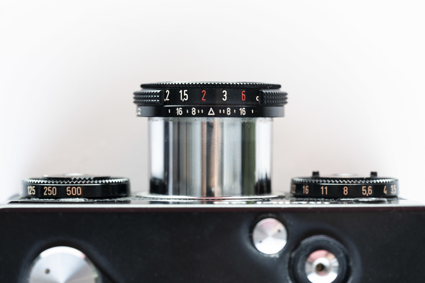 フイルムカメラ】小さなボディに大きな魅力が詰まった「ローライ35