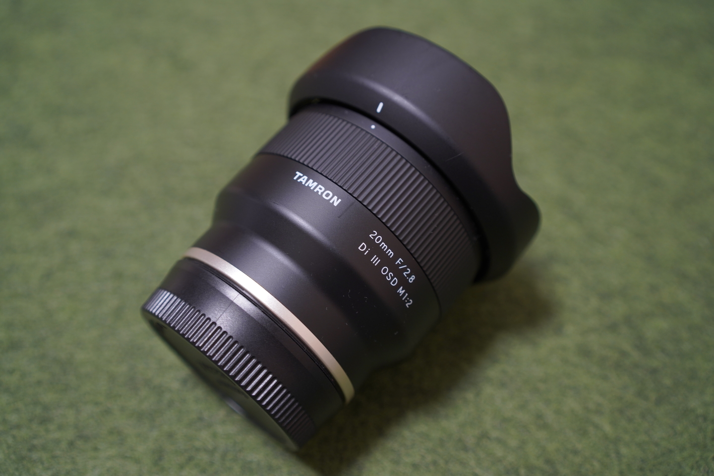 タムロン 20mm F/2.8 Di III OSD M1:2 レビュー｜葛原よしひろ | ShaSha