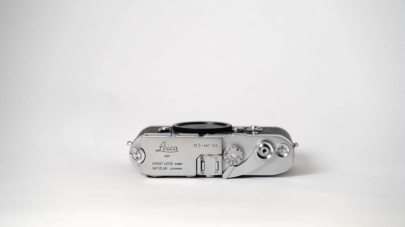 3月1日(金) ヴィンテージカメラオンライン販売会「歴史感じるライカM3