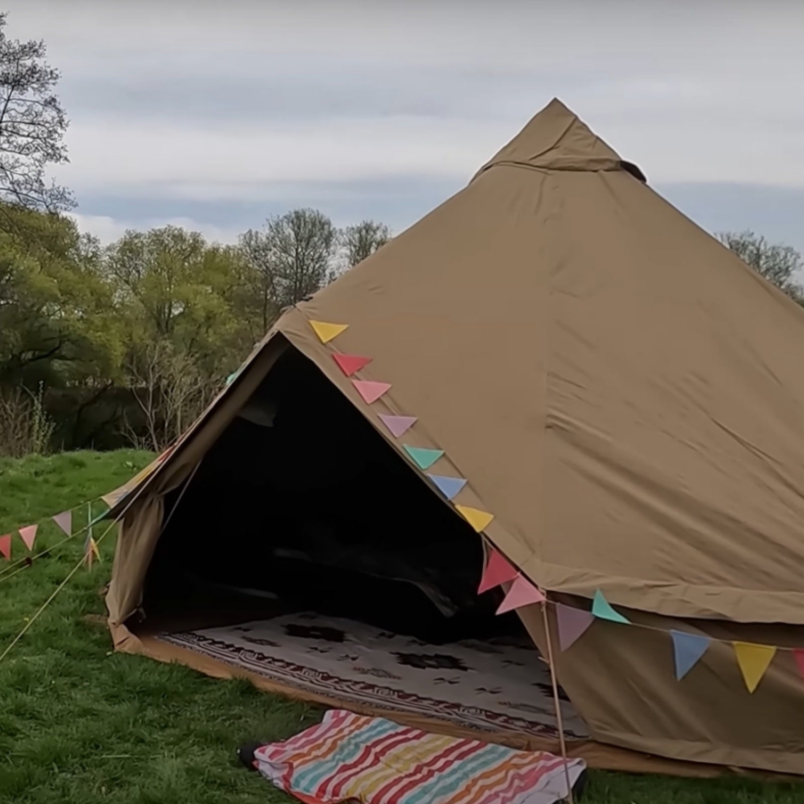 KingCamp 4-Season Khan 340GSM Canvas Bell Tent | 13ft & 16.4ft