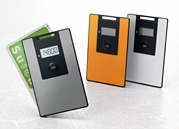 電子マネーの残額を手元で確認！電子マネービュアー「RELET(リレット