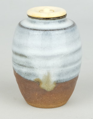 栗山園オンライン通販部 / 【出物】 萩茶入 12代田原陶兵衛