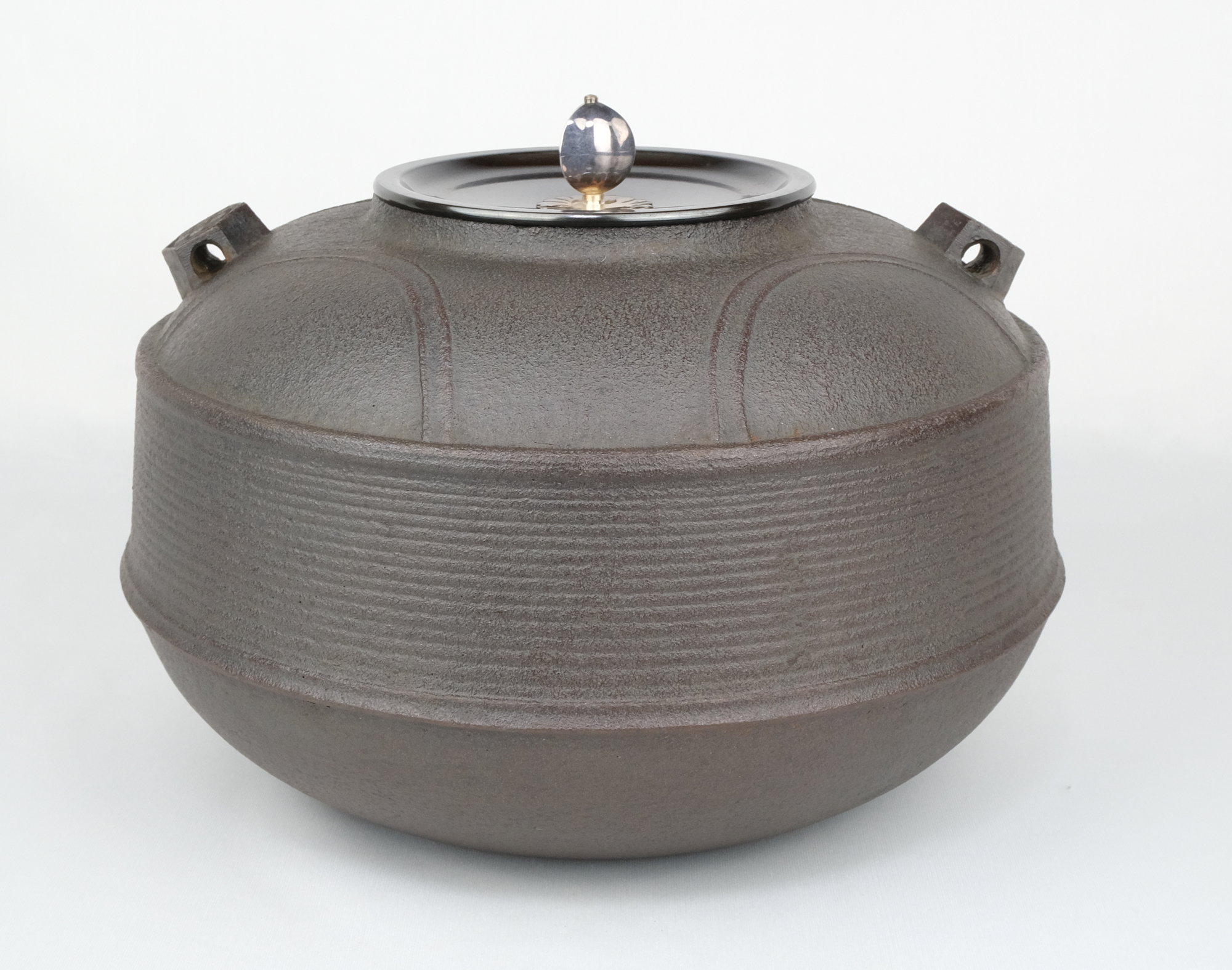 栗山園オンライン通販部 / 【出物】 鵬雲斎好写七宝筋釜 菊地政光