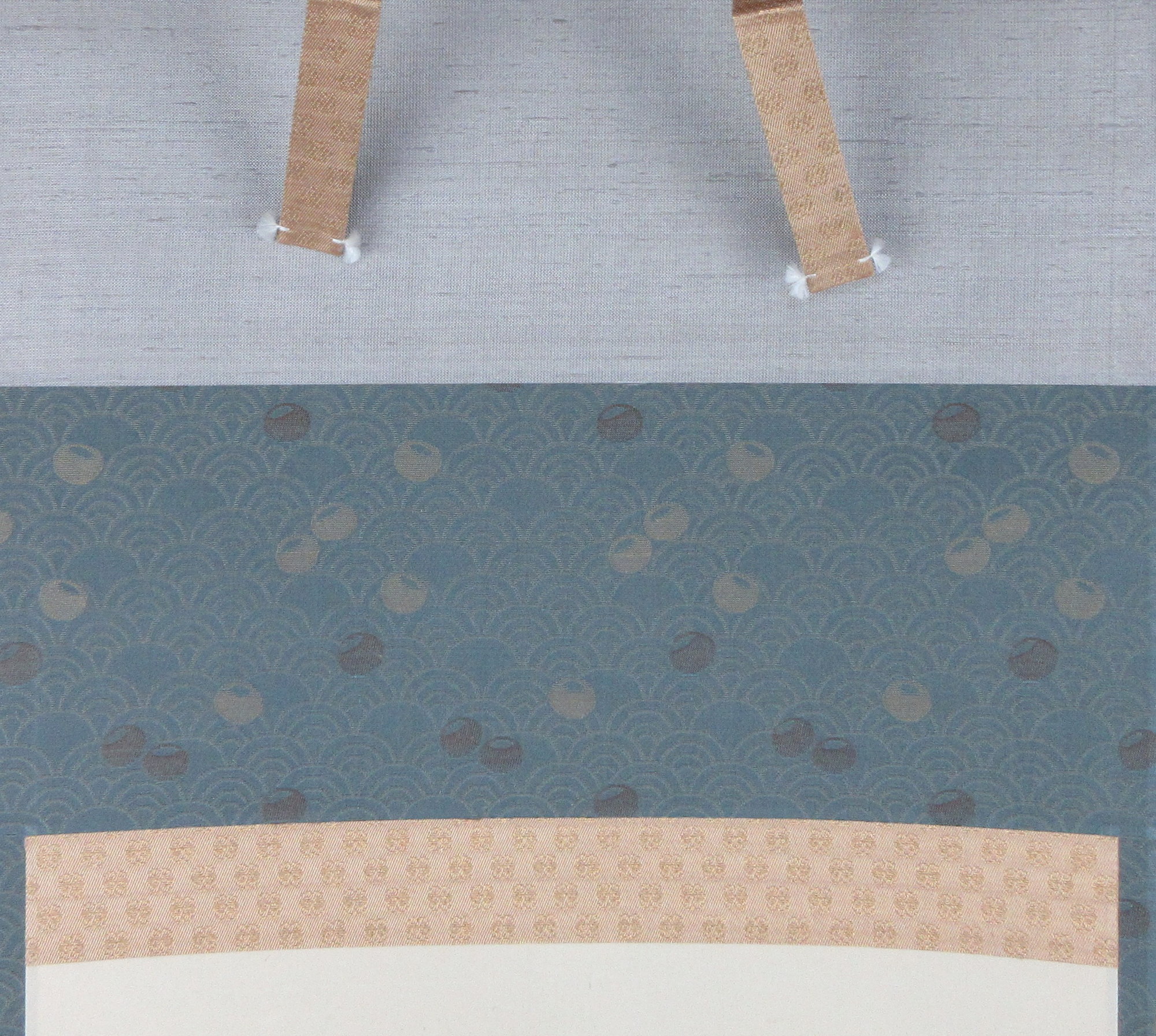 栗山園オンライン通販部 / 【出物】 掛軸 一行「掬水月在手」 立花大亀