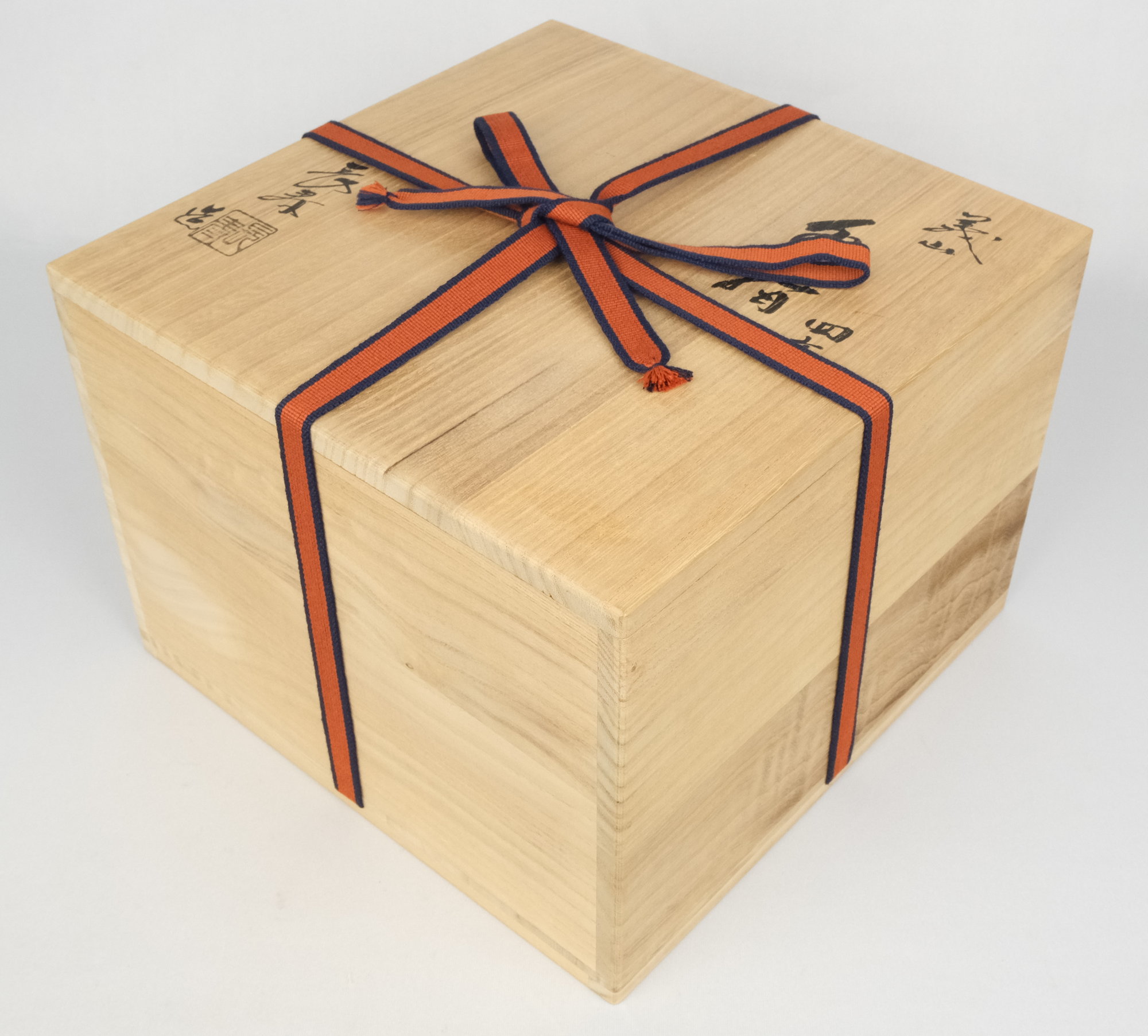 栗山園オンライン通販部 / 【出物】 義山（ガラス）四方水指 水崎長寿