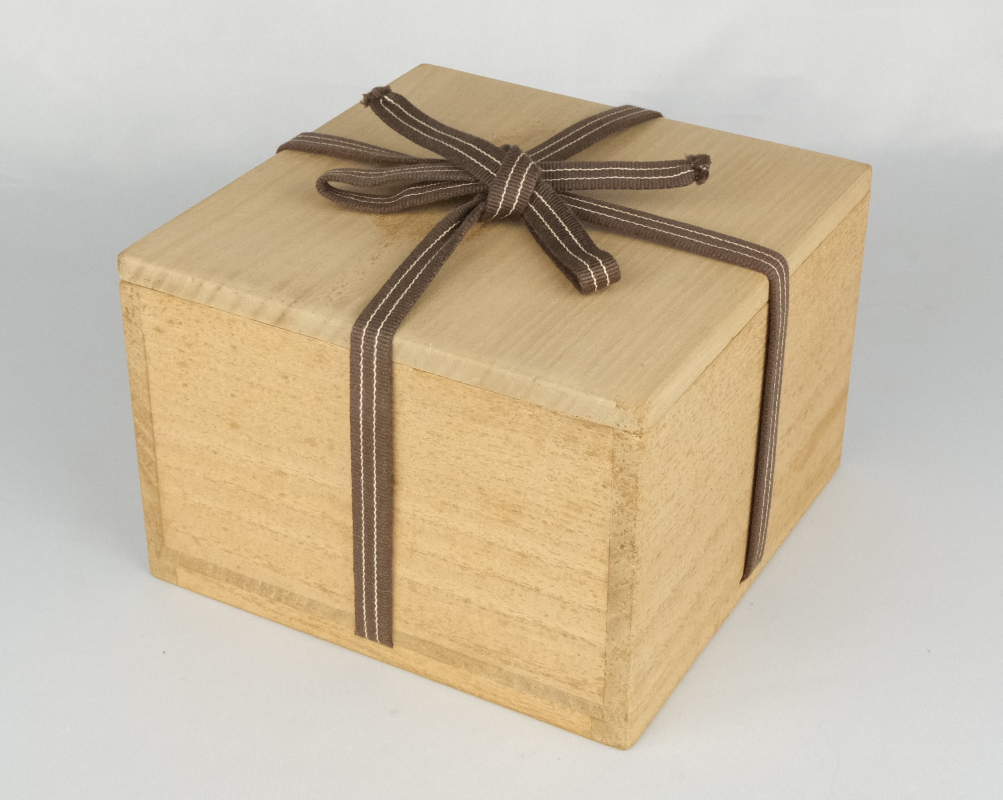 栗山園オンライン通販部 / 【出物】 伊羅保茶碗 銘「山路」 竹内俊彦