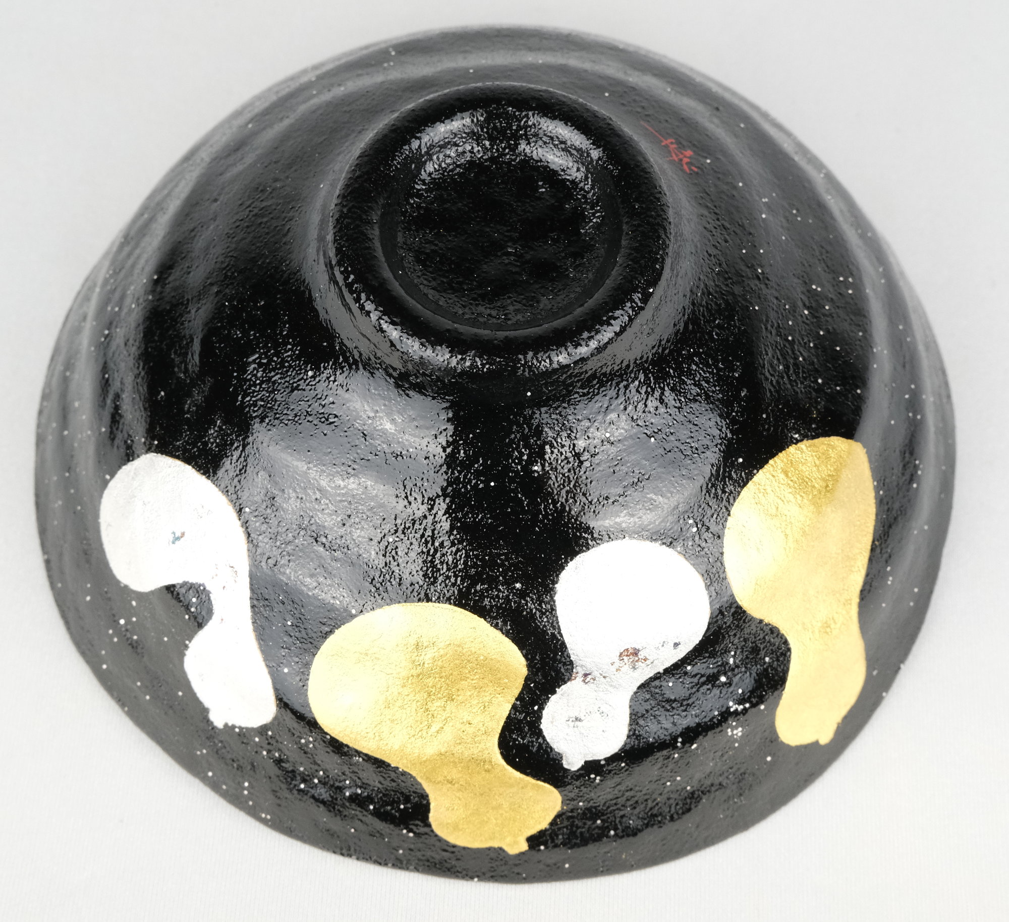 栗山園オンライン通販部 / 【出物】 六瓢蒔絵硝胎茶碗 吉田華正