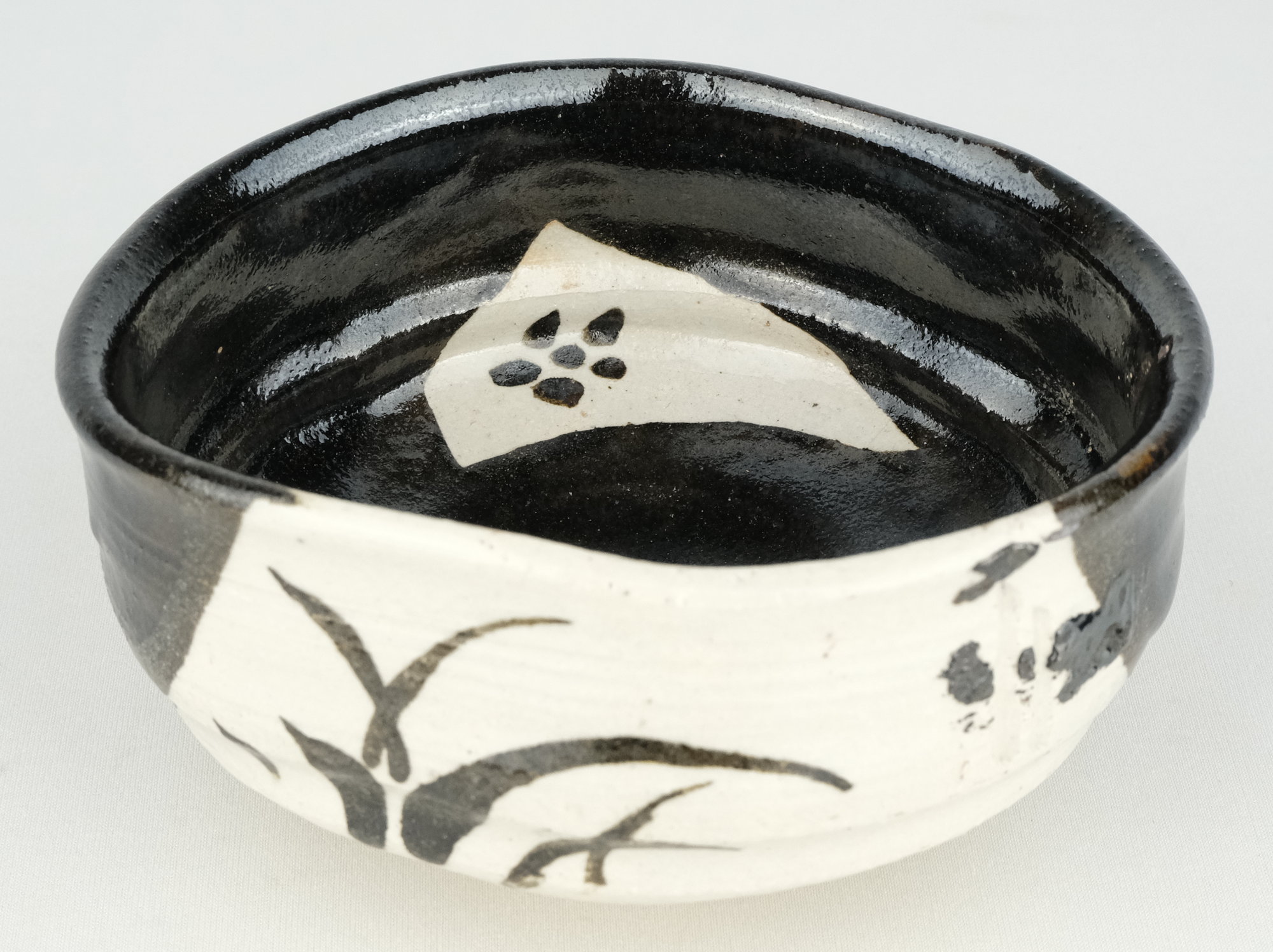 栗山園オンライン通販部 / 【出物】 黒織部茶碗 加藤芳右衛門