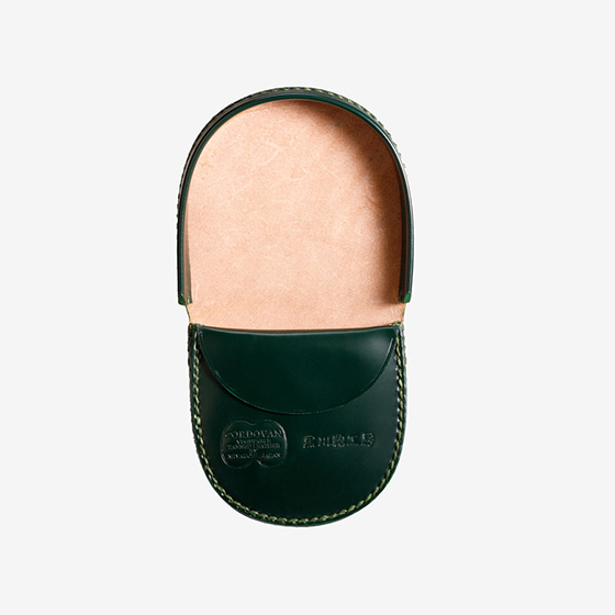 コードバン つや有り 馬蹄型コインケース （グリーン） | 黒川鞄工房の