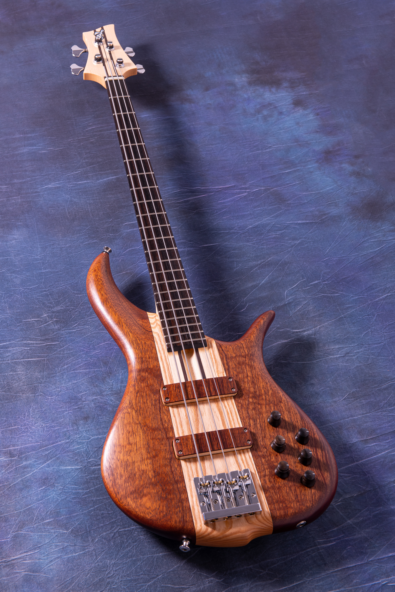 F Bass BN4 The NAMM Show 2020 | クロサワ楽器お茶の水駅前店ベース専門館