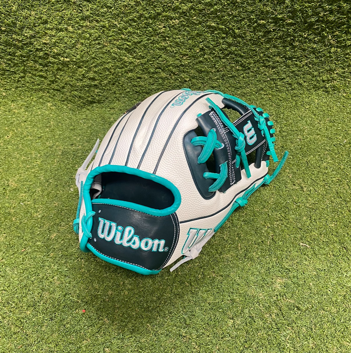 刺繍入り 野球用品の販売ならクロスポベースボールショップ（KUROSPO