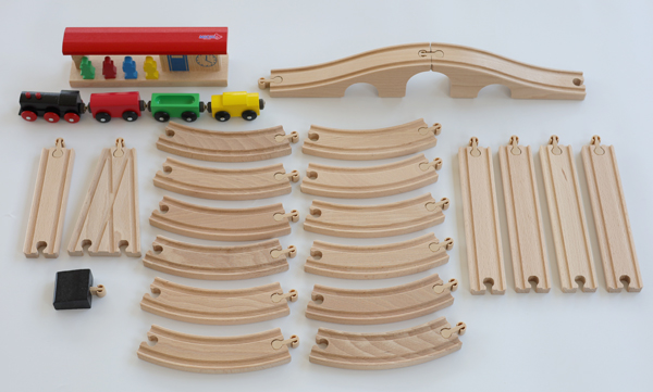 MICKI・ミッキィ社 木製レールの遊び | 遊びとおもちゃの専門店 krtek