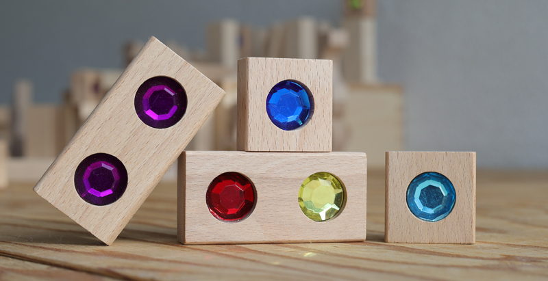 Dusymaデュシマ社 ファンタジー積木：ウールレンガ積み木の補充に