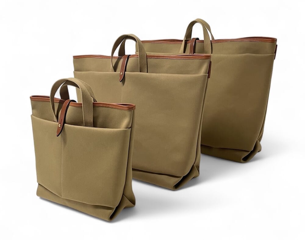 ブレディが手がけた、ミニマムで美しいディスイズアのBase Tote。その