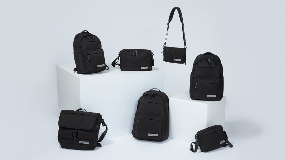 ホワイタージュより新作が登場。ミリタリーや公共機関のユニホームから