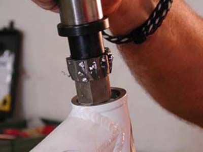 ヘッドチューブのフェイシングとリーミング | メカニカルアドバイス