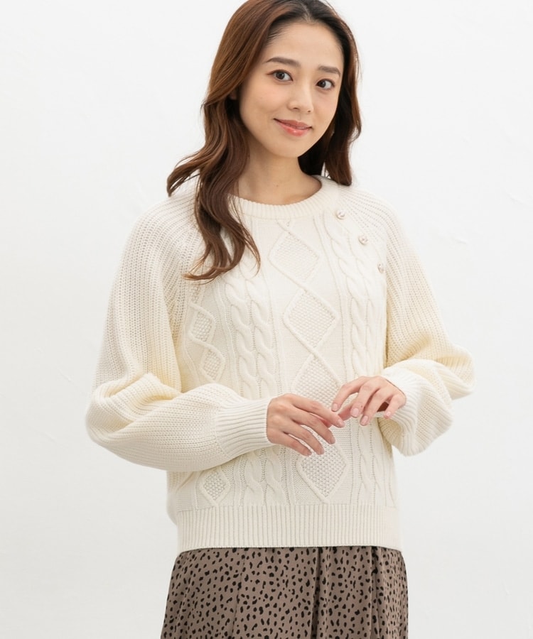 金釦付ケーブル編ニット: トップス｜ハニーズ公式通販