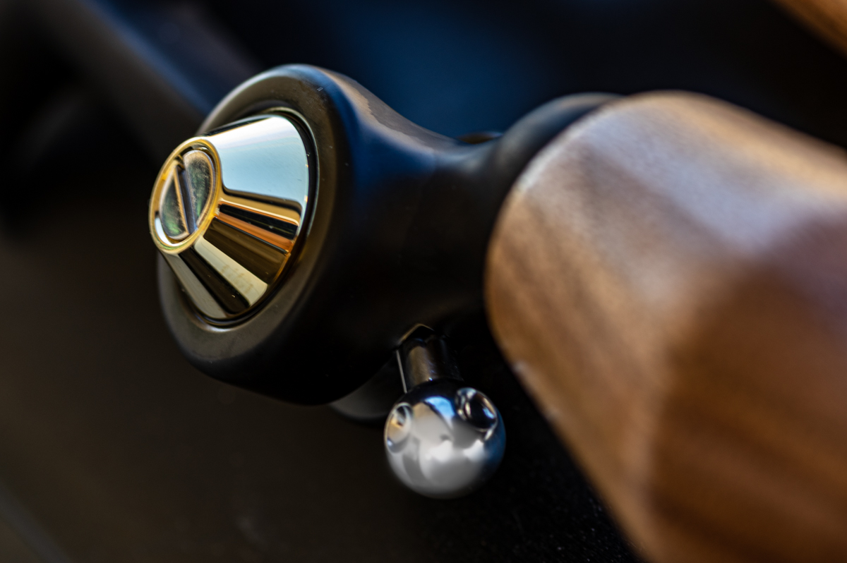 HeadHunter deluxe 『Hexagon（ヘッドハンターデラックス ヘキサゴン）』