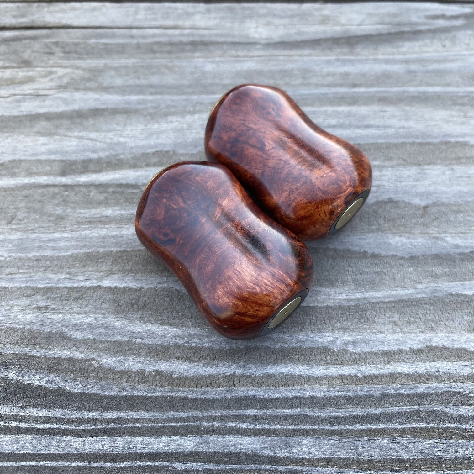 FHF】ウッド ハンドルノブ 楕円形 Aランク 花梨単色瘤杢 F-06 - リール