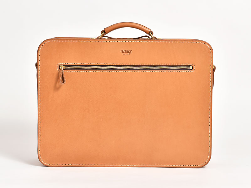 革好きの為に作る一枚革仕上げの箱型鞄・2wayビジネスバッグ / 革鞄の