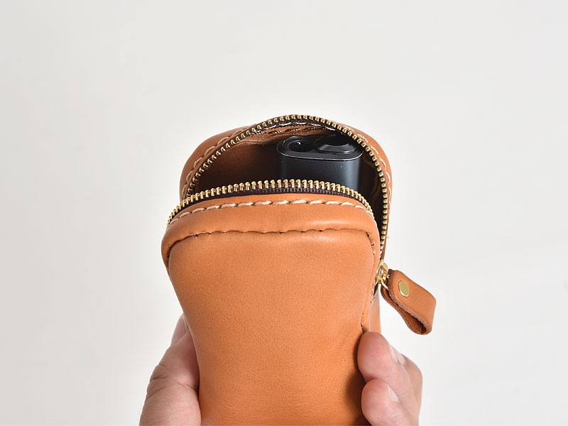 タバコを優しく包むソフトレザーのタバコケース / 革鞄のHERZ(ヘルツ