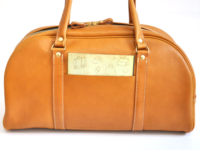 大きなサイズとソフト革で使いやすいカジュアルボストンバッグ / 革鞄