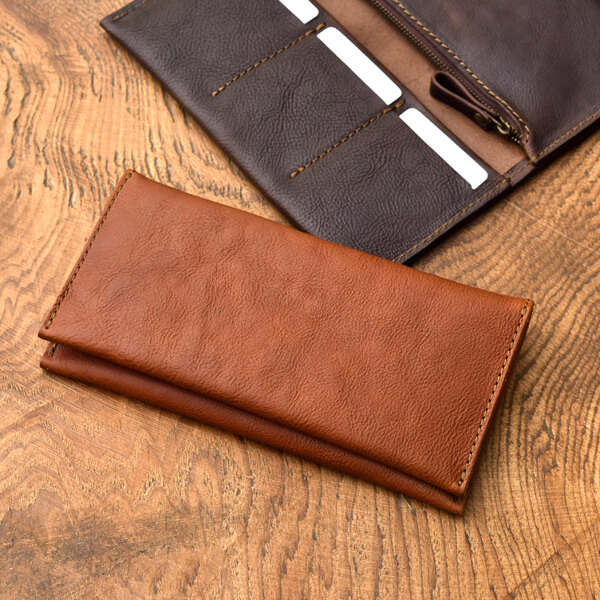 カードを縦に収める厚みのないフラットな長財布 / 革鞄のHERZ(ヘルツ