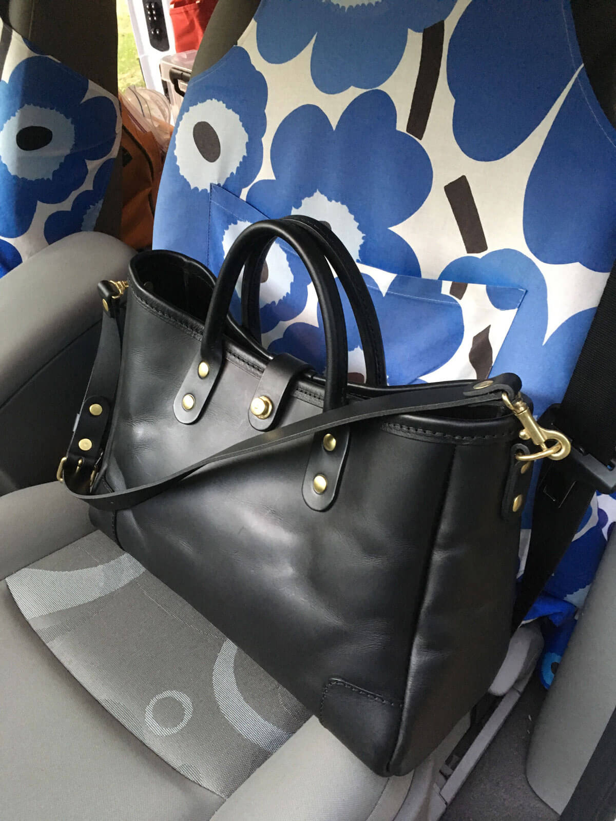 横型2wayトート(T-146)と夏の思い出 in 松本｜革鞄・革小物のHERZ公式通販