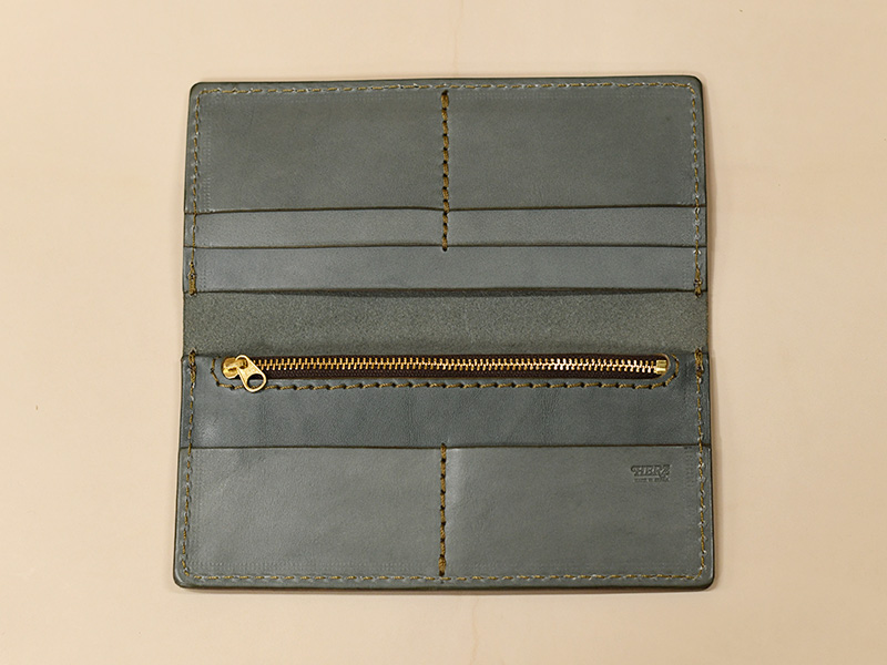 オンラインショップのアイビーグレイアイテムより一部ご紹介｜革鞄・革