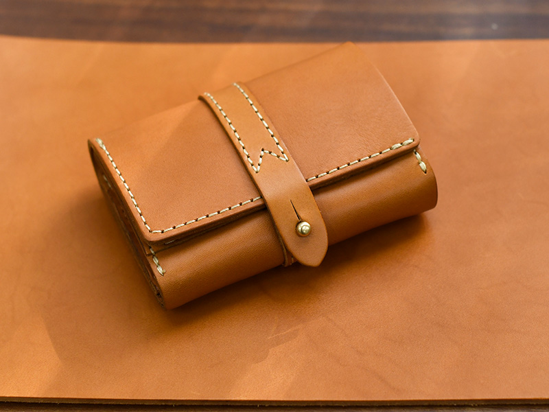 見た目も機能も満足な財布「おめかしウォレット」｜革鞄・革小物のHERZ