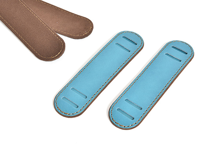 限定色のセルリアンブルー革で作る、HERZ夏の企画2025｜革鞄・革小物の