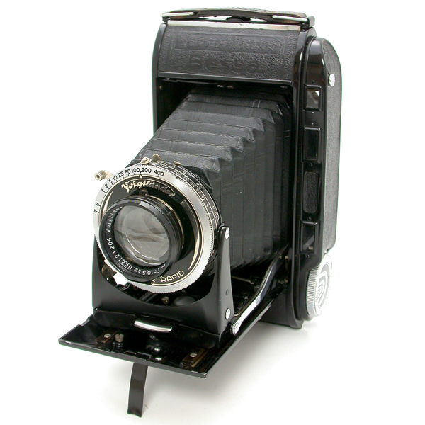 2007年8月 スーパーベッサ ヘリア105mmF3.5 – クラシックカメラ修理