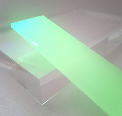 アクリル板キャスト-蓄光 色：薄黄緑 発光色：グリーン (ST-CK-LG