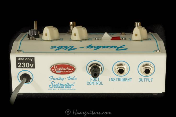 Sabbadius, WOODSTOCK Funky-Vibe - Haar Guitars and Parts