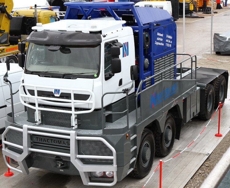 www.hadel.net - AUTOS - LKW - Nicolas - Nicolas Tractomas TR8x8
