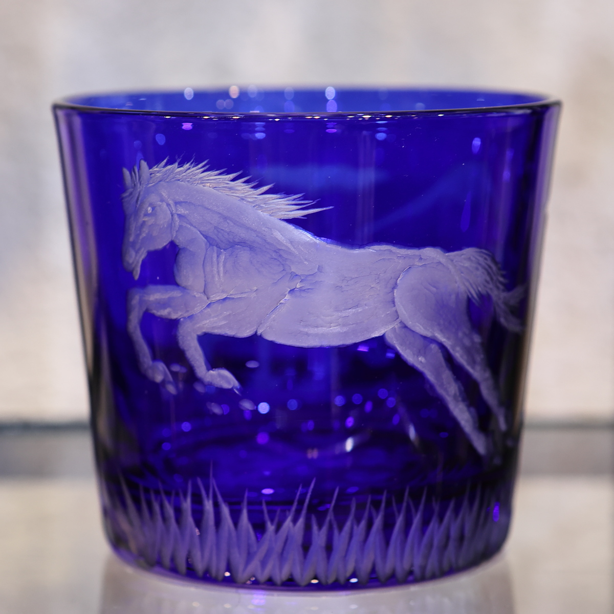 江戸花切子 ロックグラス「翔馬」 | 箱根ガラスの森美術館 ブログ